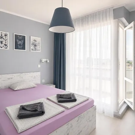 Cloud House 2 Bedrooms & Parking Lägenhet *
