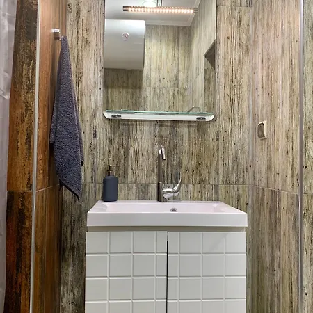 Cloud House 2 Bedrooms & Parking *
